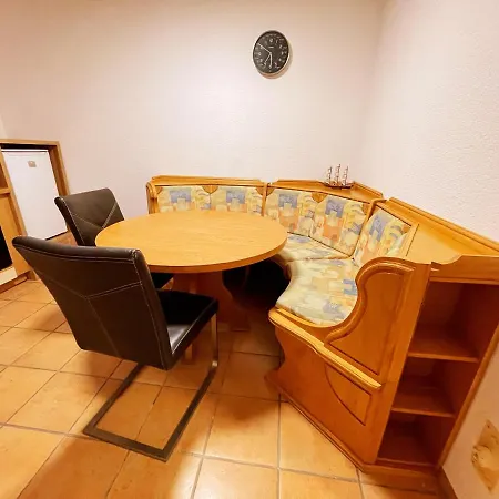 Apartment Frog's Palace 3 Altach